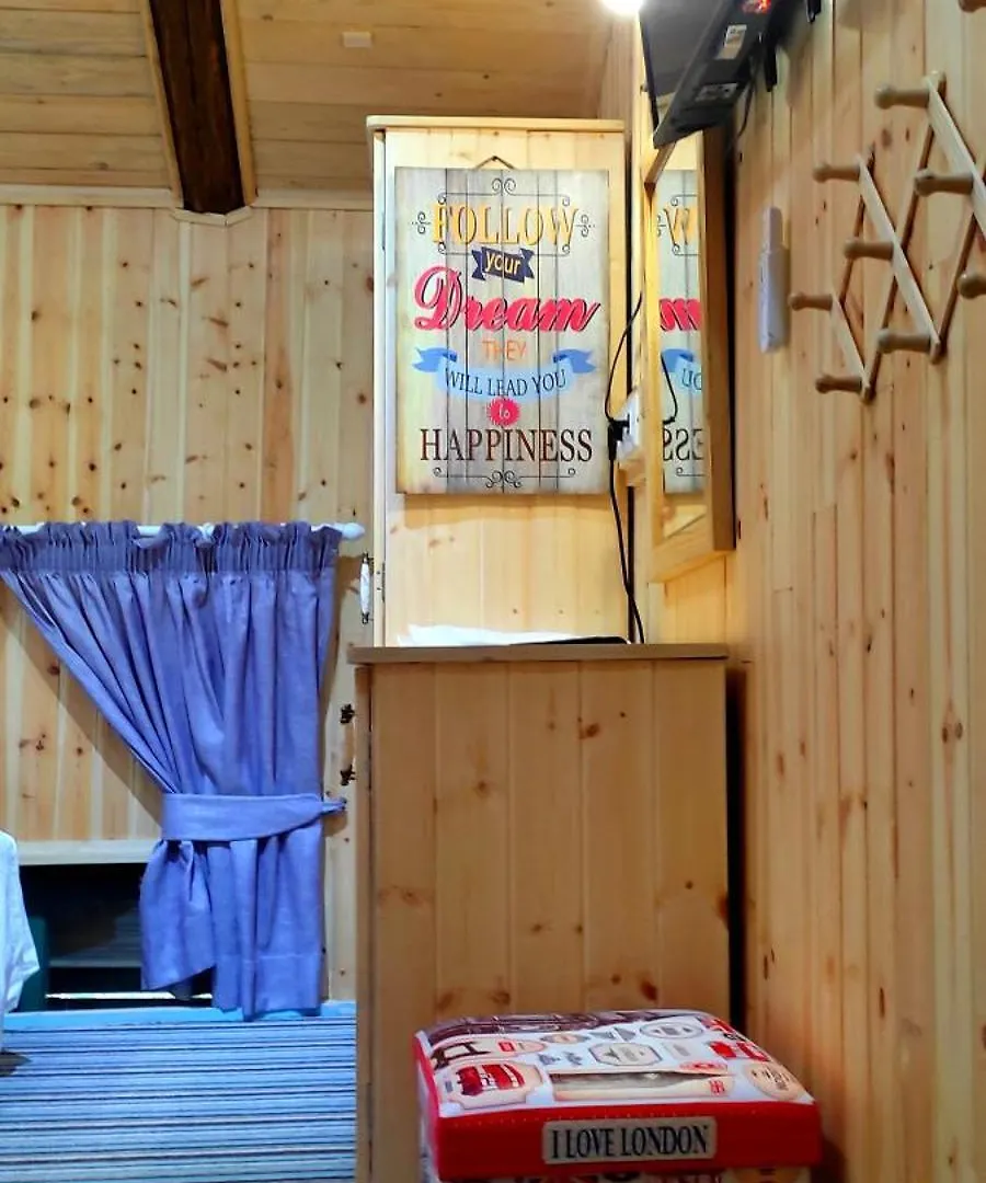 Hotel London Tirana 0*,  Albania